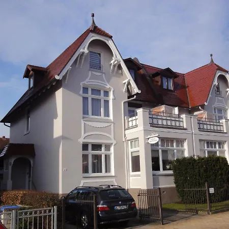 Im Kapitaenshaus Ostseerose Lubeck